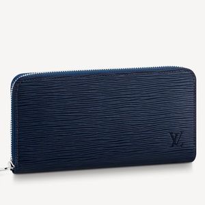 Louis Vuitton Epi wallet